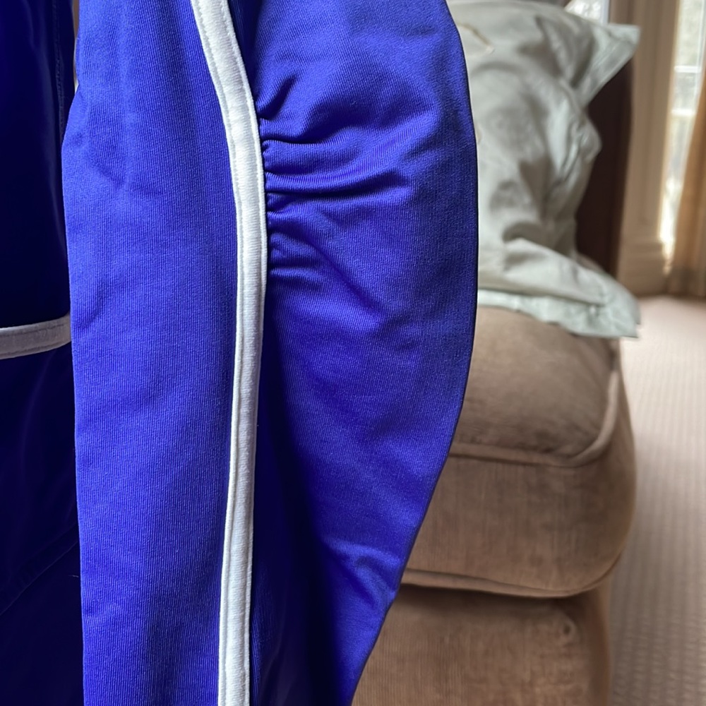 Lulu lemon royal blue zipped jacket - Picture 2 of 7